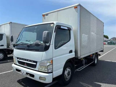Mitsubishi Fuso Canter