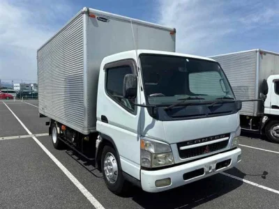 Mitsubishi Fuso Canter