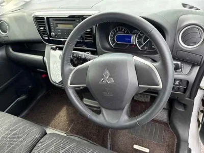 Mitsubishi eK X Space