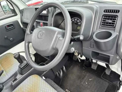 Mazda Scrum Truck