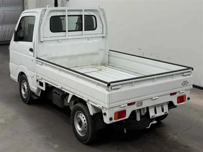 Mazda Scrum Truck