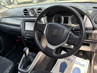 Suzuki Escudo