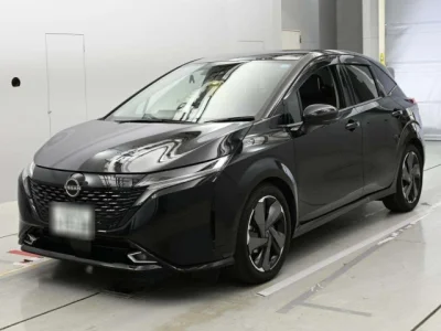 Nissan Aura