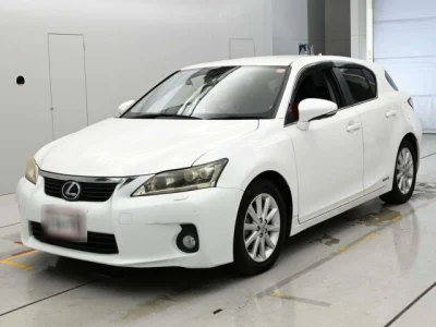 Lexus CT200h