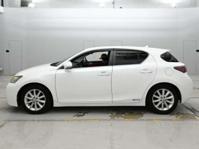 Lexus CT200h