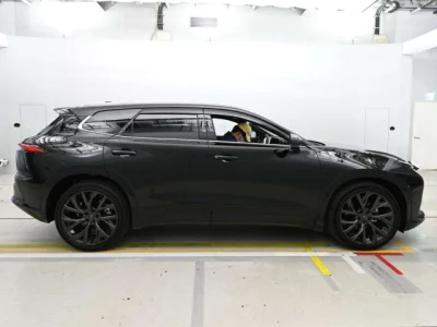 Toyota Crown Estate