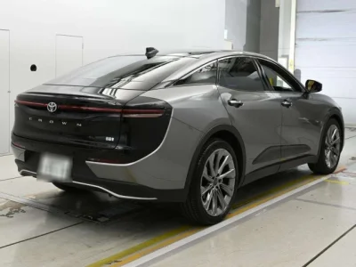 Toyota Crown Crossover