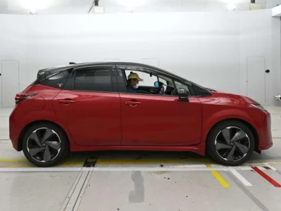 Nissan Aura