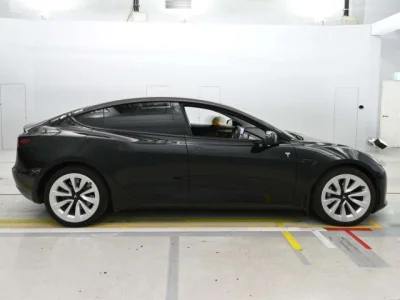 Tesla MODEL3