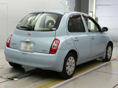 Nissan March