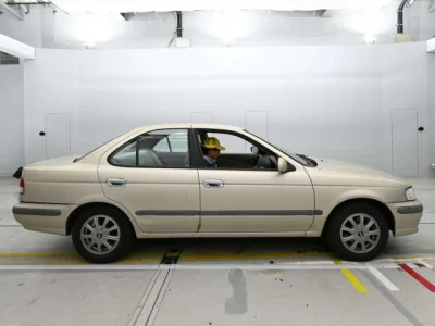 Nissan SUNNY