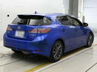 Lexus CT200h