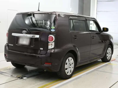 Toyota COROLLA RUMION