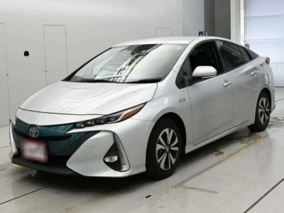 Toyota Prius PHV