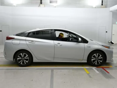 Toyota Prius PHV