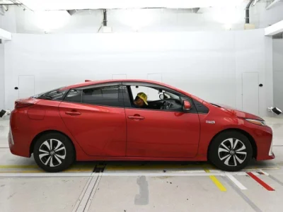Toyota Prius PHV
