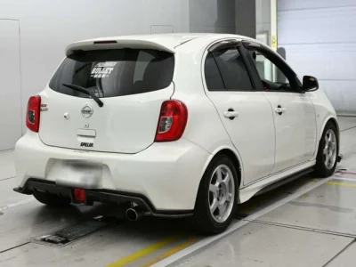 Nissan March