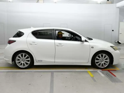 Lexus CT200h