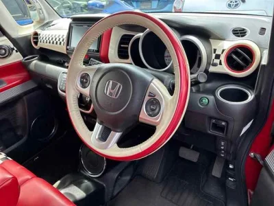 Honda N-Box Slash