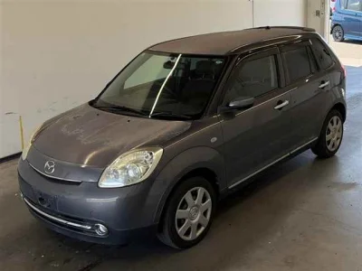 Mazda Verisa
