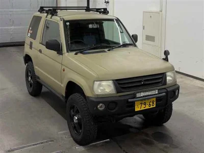 Mitsubishi Pajero Mini