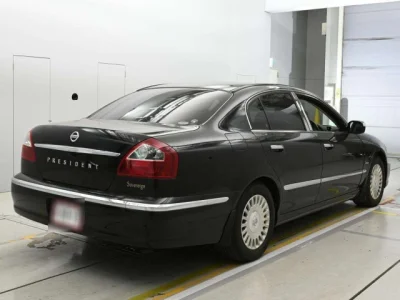 Nissan PRESIDENT