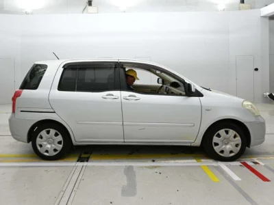 Toyota Raum