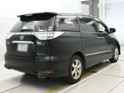 Toyota Estima Hybrid