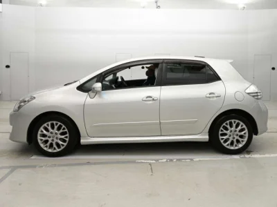 Toyota Blade