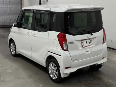 Mitsubishi eK X Space