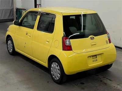 Daihatsu Esse