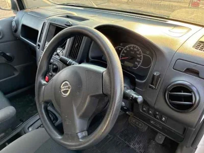 Nissan AD