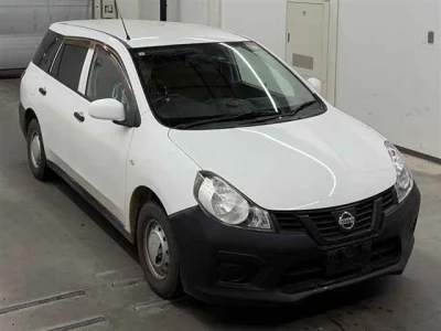 Nissan AD
