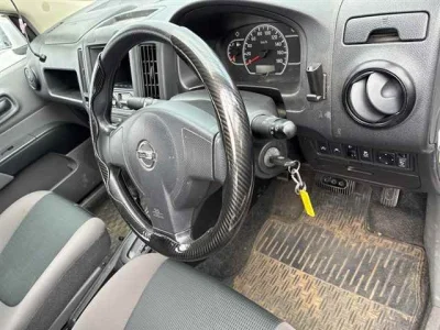 Nissan AD