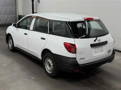 Nissan AD