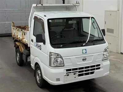 Nissan NT100 Clipper