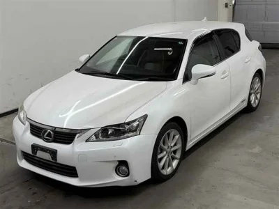 Lexus CT200h