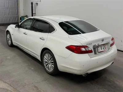 Nissan Cima