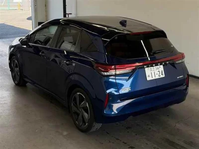 Nissan Aura