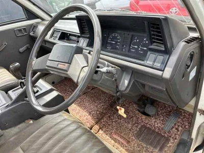 Nissan Vanette Truck