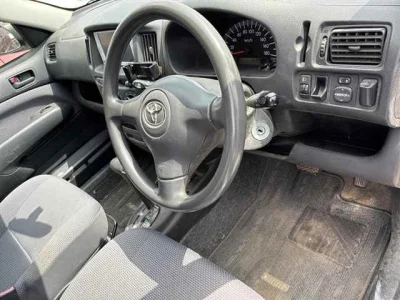 Toyota Succeed