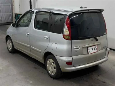 Toyota Funcargo