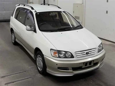 Toyota Ipsum