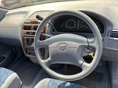 Toyota Ipsum