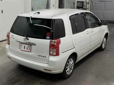 Toyota Raum