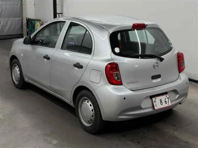 Nissan March
