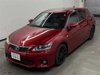 Lexus CT200h