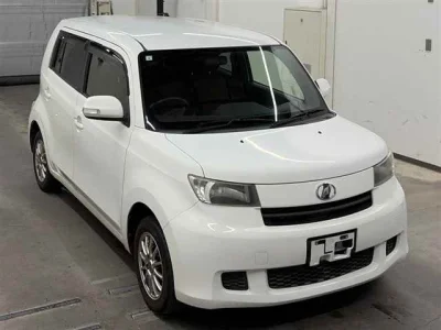 Toyota bB