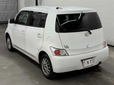 Toyota bB