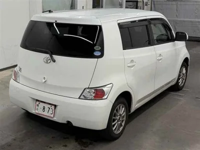 Toyota bB